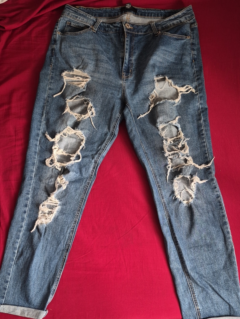 Forever 21 Ripped Boyfriend Jeans in Blue